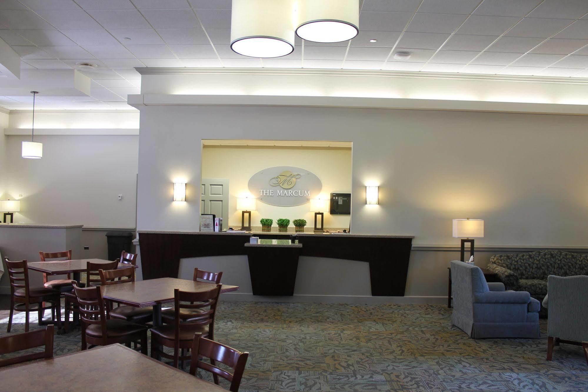 The Marcum Hotel & Conference Center オックスフォード エクステリア 写真