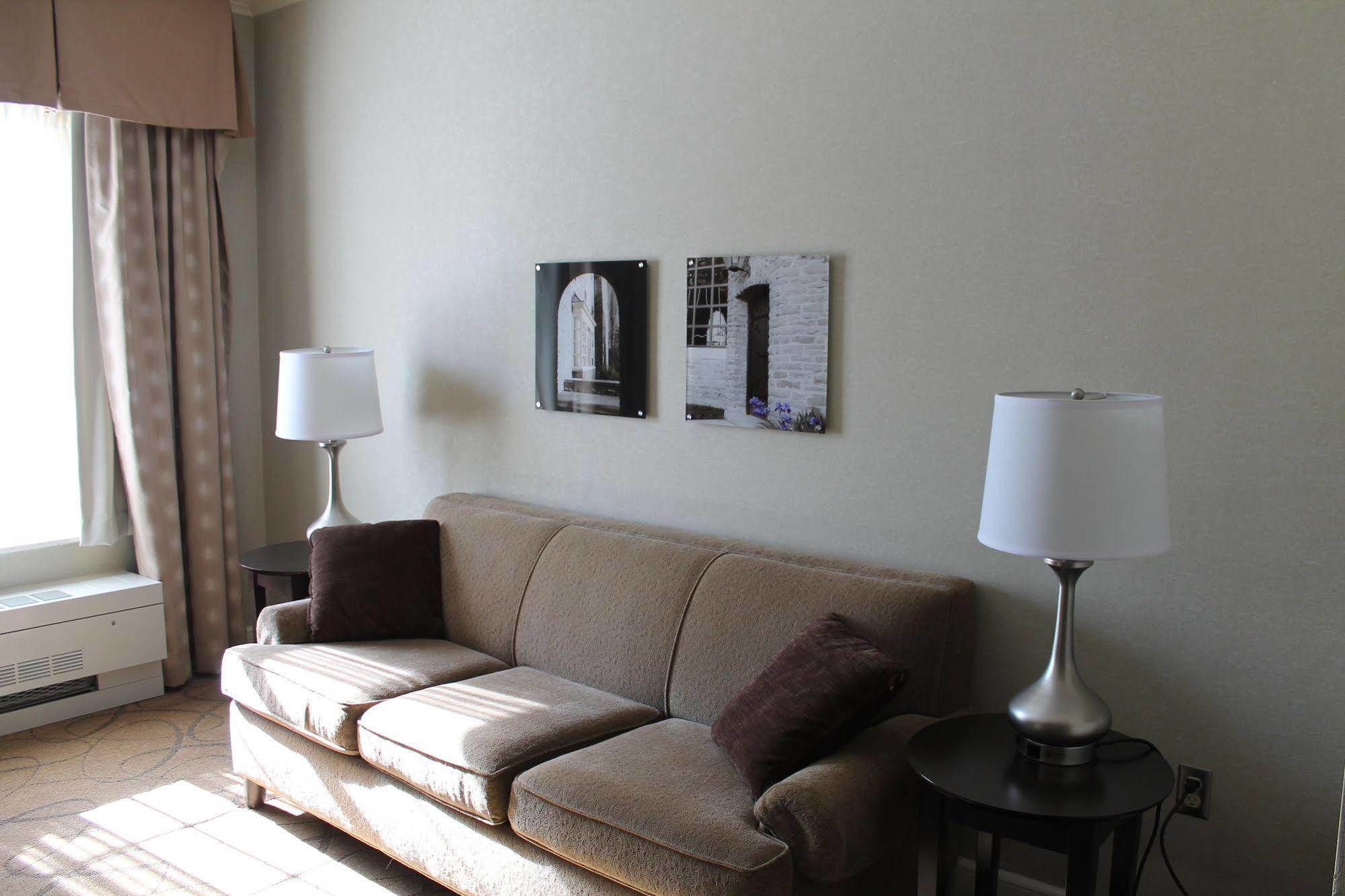 The Marcum Hotel & Conference Center オックスフォード エクステリア 写真